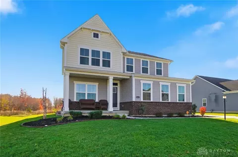 2447 Hawes Dr, Dayton, OH 45434