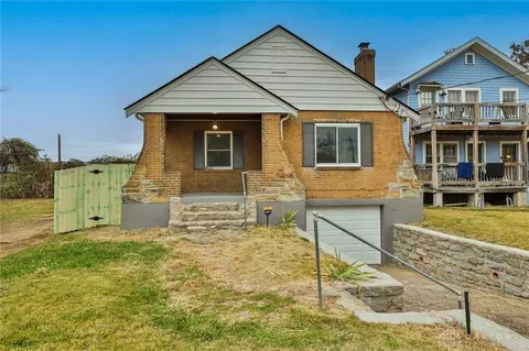 1572 Yarmouth Ave, Cincinnati, OH 45237