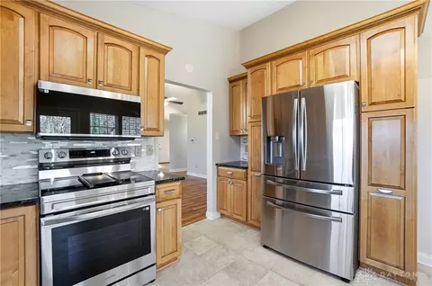 Kitchen - 544 Forest Ridge Ct, Cincinnati, OH 45244 photo 4 of 4