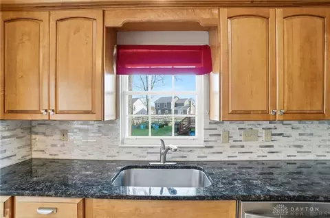 Kitchen - 544 Forest Ridge Ct, Cincinnati, OH 45244 photo 3 of 4