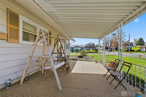 Exterior - 532 Gruen Dr, Springfield, OH 45505 photo 1 of 10