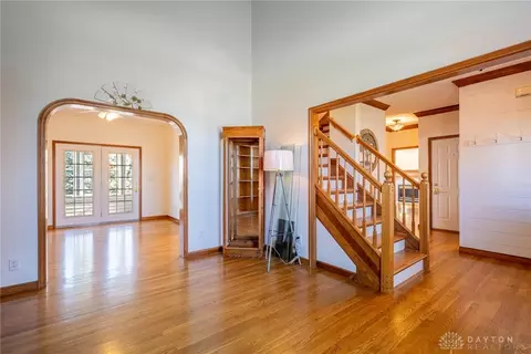 Entry Way - 320 Springmill Dr, Springboro, OH 45066 photo 2 of 2