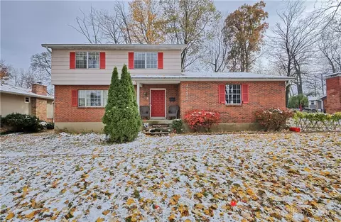 3332 Morning Glory Rd, Dayton, OH 45449
