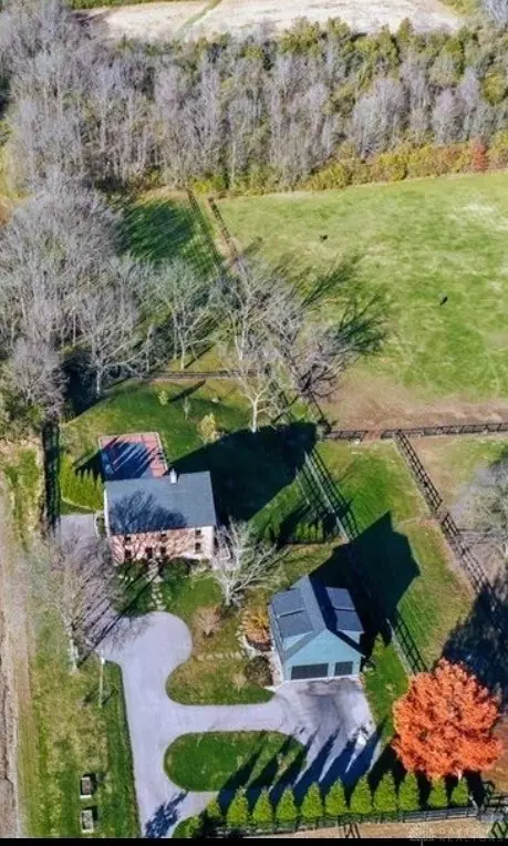 2566 E Lower Springboro Rd, Waynesville, OH 45068