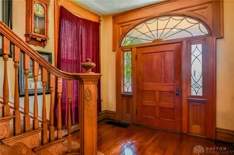 Entry Way - 361 Upper Valley Pike, Springfield, OH 45504 photo 3 of 15