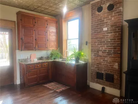 Kitchen - 361 Upper Valley Pike, Springfield, OH 45504 photo 1 of 3