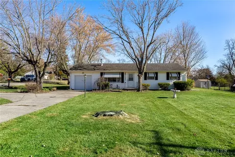 7606 Middletown Germantown Rd #R, Middletown, OH 45042