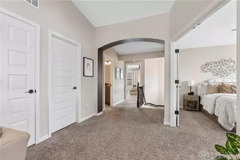 Entry Way - 135 Rippling Brook Ln, Springboro, OH 45066 photo 2 of 4