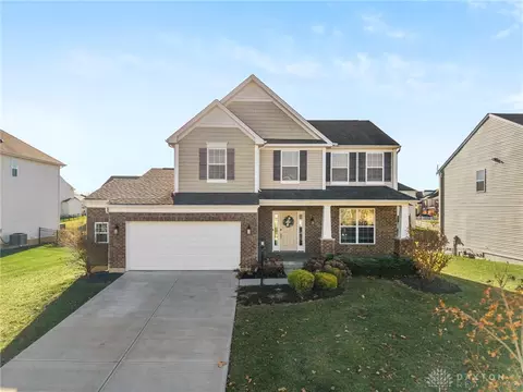 1589 Stonebury Ct, Xenia, OH 45385