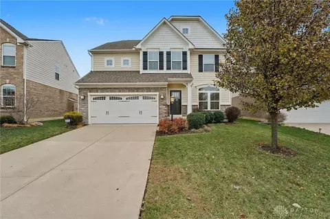 1642 Cedar Creek Dr, Centerville, OH 45458
