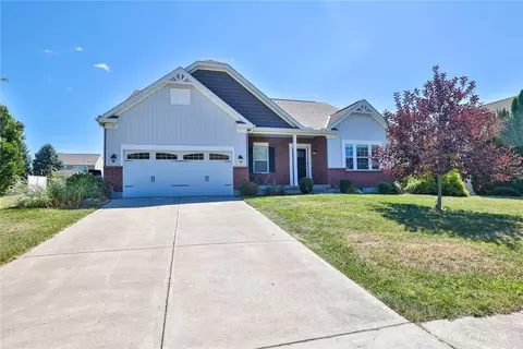 1354 Alexander Dr, Hamilton, OH 45013