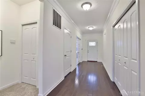 Entry Way - 1354 Alexander Dr, Hamilton, OH 45013 photo 1 of 4