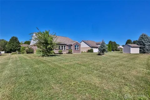 Exterior - 1354 Alexander Dr, Hamilton, OH 45013 photo 10 of 11