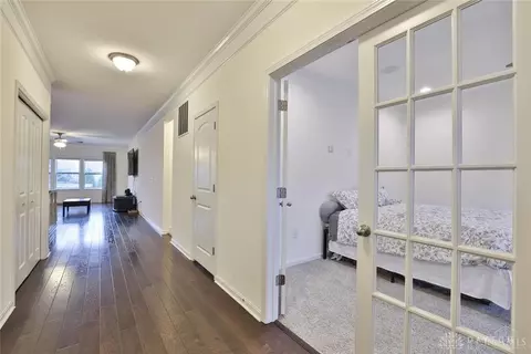 Entry Way - 1354 Alexander Dr, Hamilton, OH 45013 photo 2 of 4