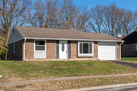 4817 Lodgeview Dr, Huber Heights, OH 45424
