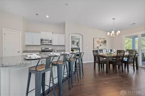 108 Old Pond Rd, Springboro, OH 45066 photo 9