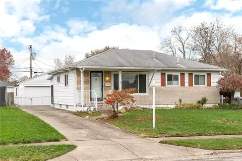 329 Lawver Ln, Dayton, OH 45431
