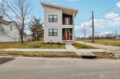 1260 W 1st St, Dayton, OH 45402