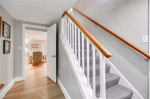 Entry Way - 571 Eagle Cir, Kettering, OH 45429 photo 4 of 5