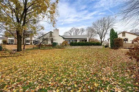 Exterior - 571 Eagle Cir, Kettering, OH 45429 photo 11 of 22