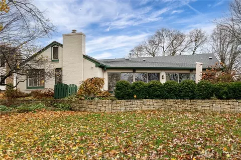 Exterior - 571 Eagle Cir, Kettering, OH 45429 photo 12 of 22
