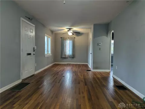 2434 Irwin Ave, Springfield, OH 45505 photo 2