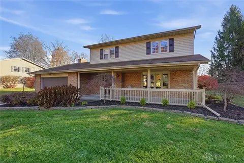 Exterior - 5336 Red Coach Rd, Centerville, OH 45429 photo 3 of 9
