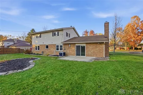 Exterior - 5336 Red Coach Rd, Centerville, OH 45429 photo 5 of 9