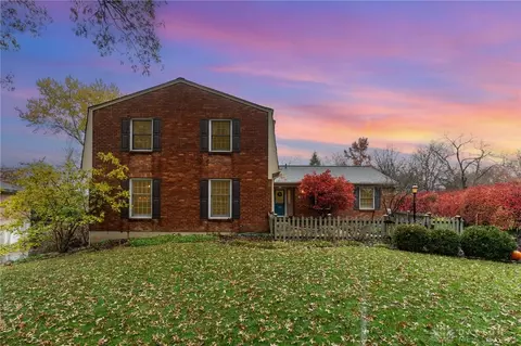 Exterior - 460 Whitestone Ct, Cincinnati, OH 45231 photo 2 of 9