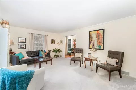 Living - 460 Whitestone Ct, Cincinnati, OH 45231 photo 1 of 3