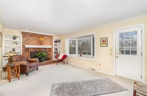 Living - 460 Whitestone Ct, Cincinnati, OH 45231 photo 3 of 3