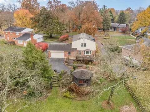 View/Area - 460 Whitestone Ct, Cincinnati, OH 45231 photo 1 of 3