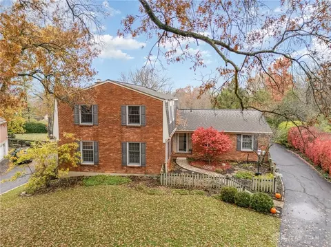 Exterior - 460 Whitestone Ct, Cincinnati, OH 45231 photo 9 of 9