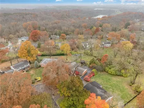 View/Area - 460 Whitestone Ct, Cincinnati, OH 45231 photo 2 of 3
