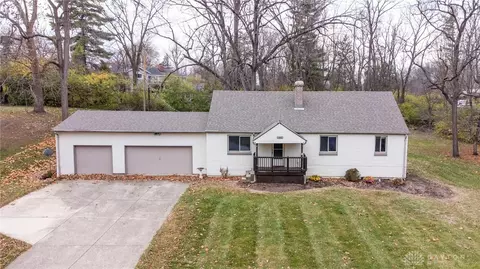 7851 Volk Dr, Dayton, OH 45415