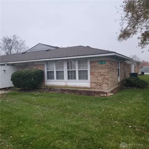5821 Troy Villa Blvd, Huber Heights, OH 45424