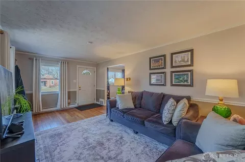 308 E Dorothy Ln, Dayton, OH 45419 photo 4