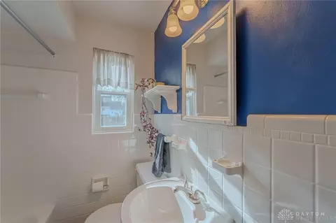 308 E Dorothy Ln, Dayton, OH 45419 photo 17