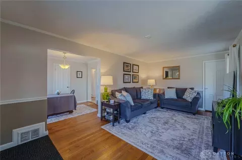 308 E Dorothy Ln, Dayton, OH 45419 photo 5