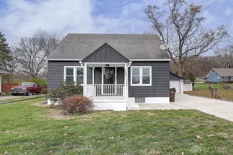 728 E Market St, Germantown, OH 45327