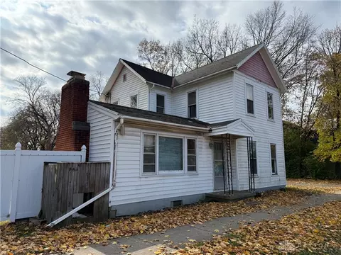 3120 W Alex Bell Rd, Dayton, OH 45449