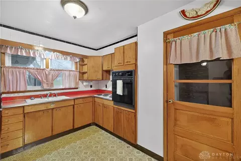 290 Janet Ave, Franklin, OH 45005 photo 12
