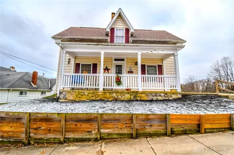 135 Walnut St, Mechanicsburg, OH 43044