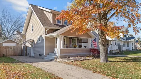 304 Ardmore Dr, Middletown, OH 45042