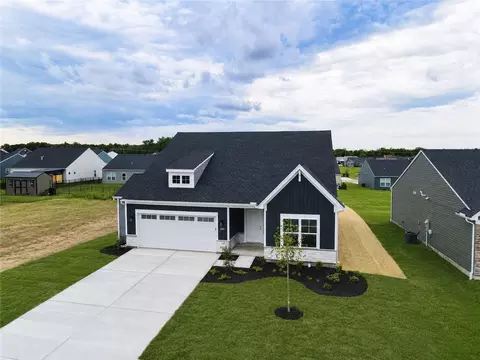 1243 Blue Spruce Ln, Wilmington, OH 45177