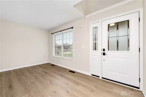 Entry Way - 673 Amber Trl, Cincinnati, OH 45244 photo 1 of 3