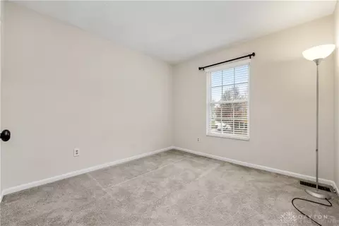 Bedroom - 673 Amber Trl, Cincinnati, OH 45244 photo 6 of 7