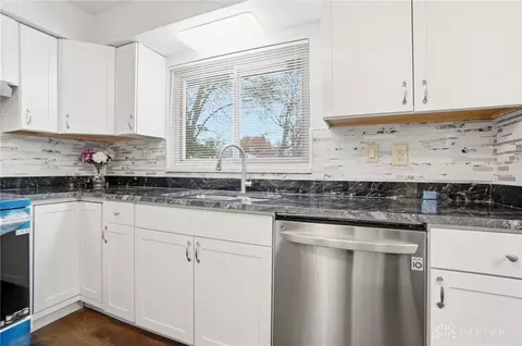 Kitchen - 4008 Ackerman Blvd, Kettering, OH 45429 photo 2 of 3