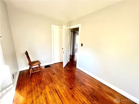 3145 Troy Rd, Springfield, OH 45504 photo 6
