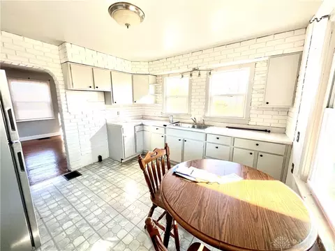 3145 Troy Rd, Springfield, OH 45504 photo 11